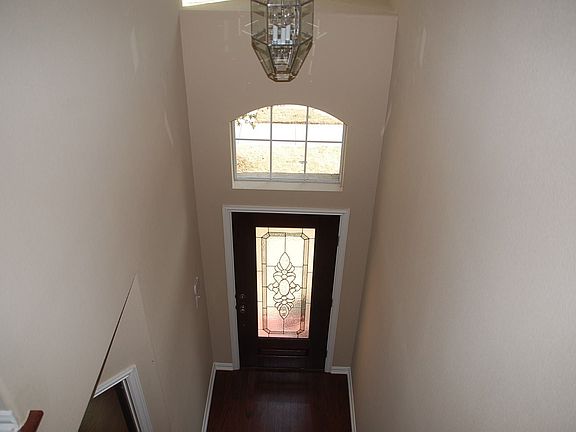 3rd image of 353 Parkvillage Ave