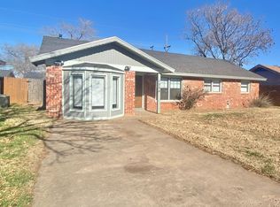 1924 67th St, Lubbock, TX 79412