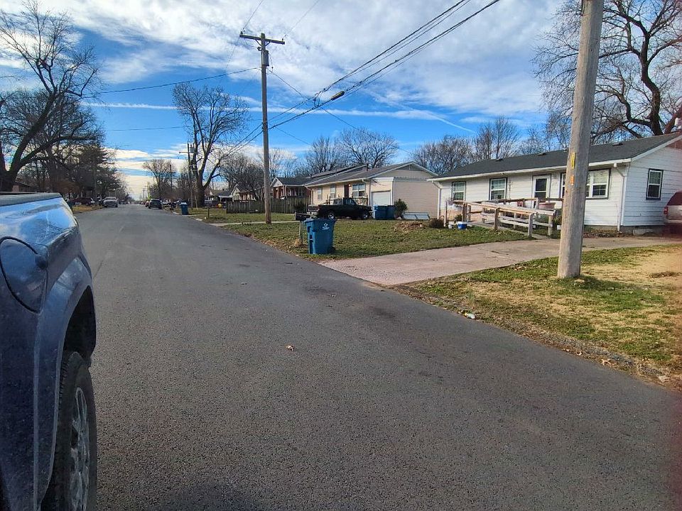 2nd image of 234 N McKinley Ave