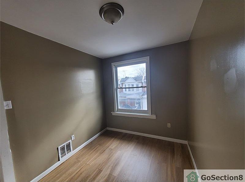 2nd image of 6535 Gesner St
