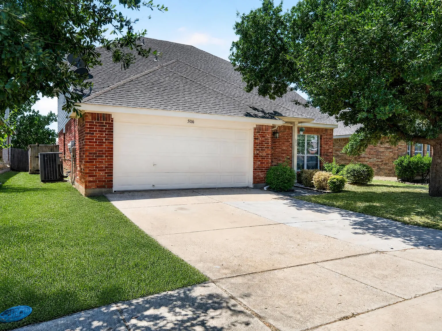 3 bed, 2527 sqft, $2,600 — Photo 1