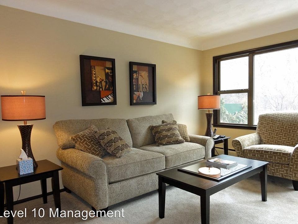 1st image of 2246 7th St W APT 1