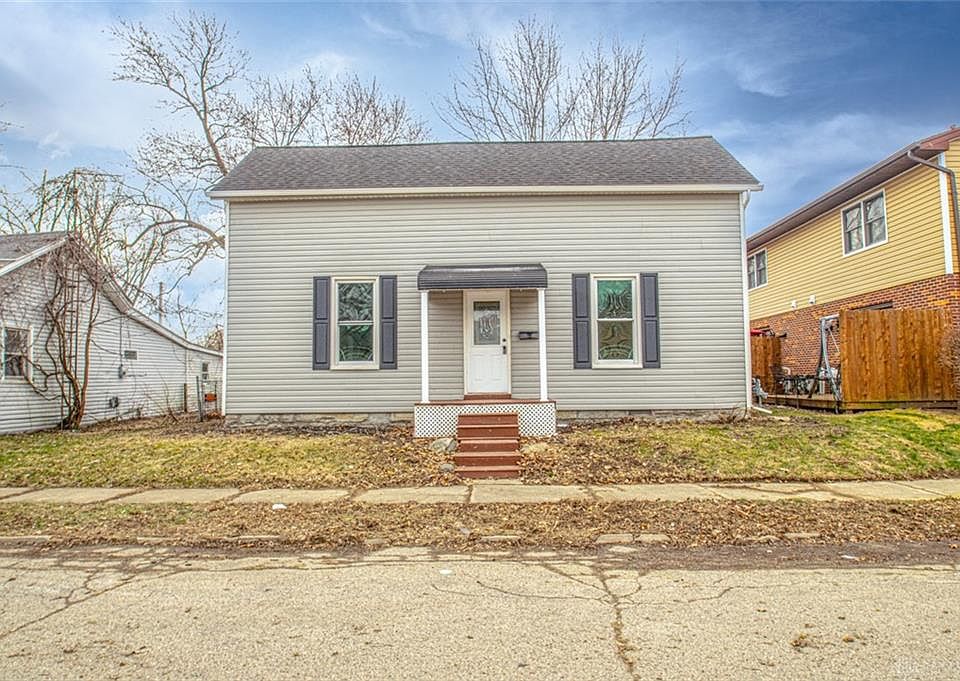 1st image of 205 Deem St