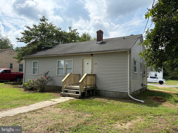 35 Oakland St