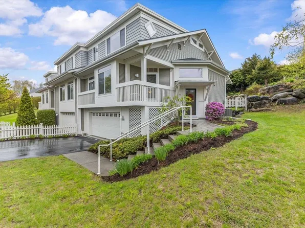 73 Park Road, South Burlington, VT 05403