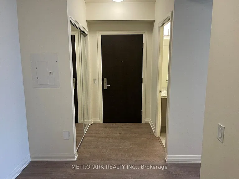 9000 Jane St #1506 — Photo 4