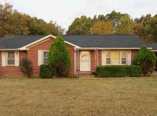 5385 Broad St, Trezevant, TN 38258