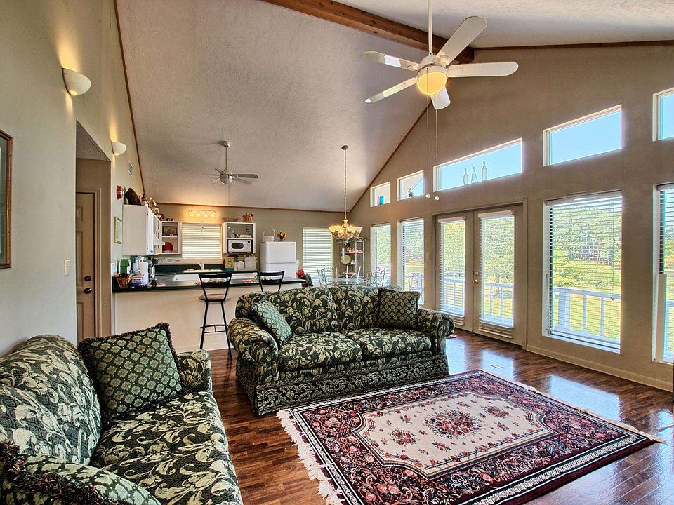 1st image of 122 Jarrod Dr