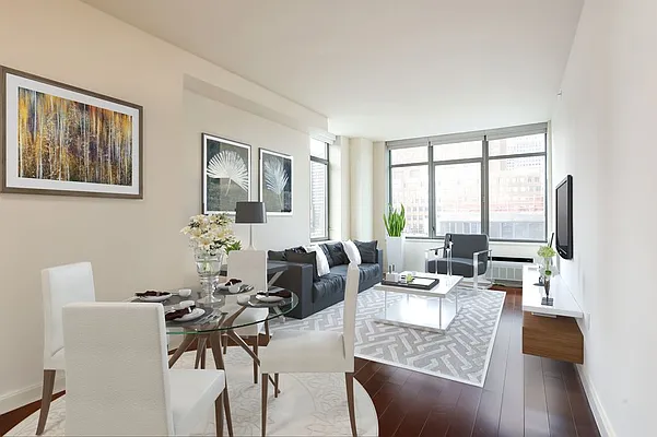 Rented by Red Apple Group | media 47