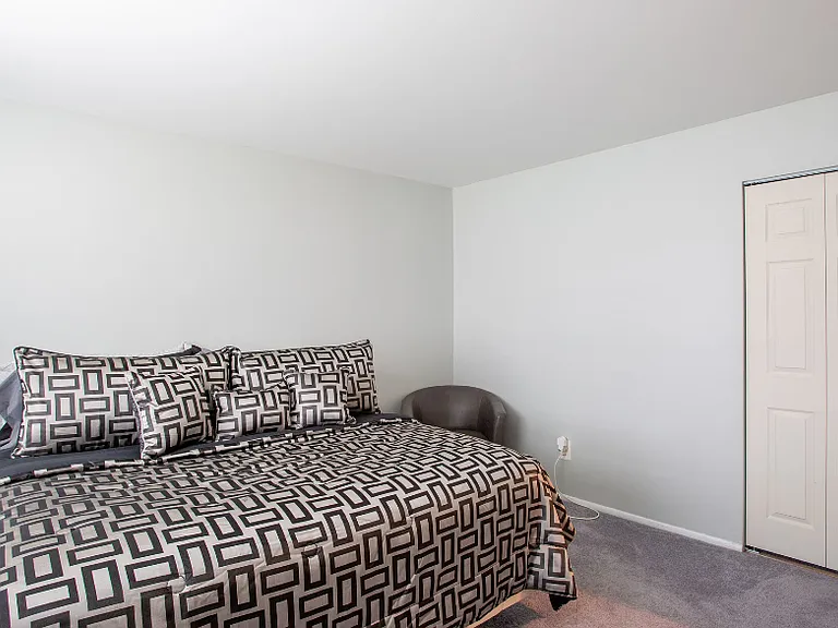 Cedar Brook Apartments — Photo 7