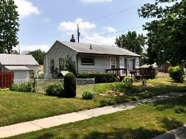 1457 Oakmont St, Toledo, OH 43605