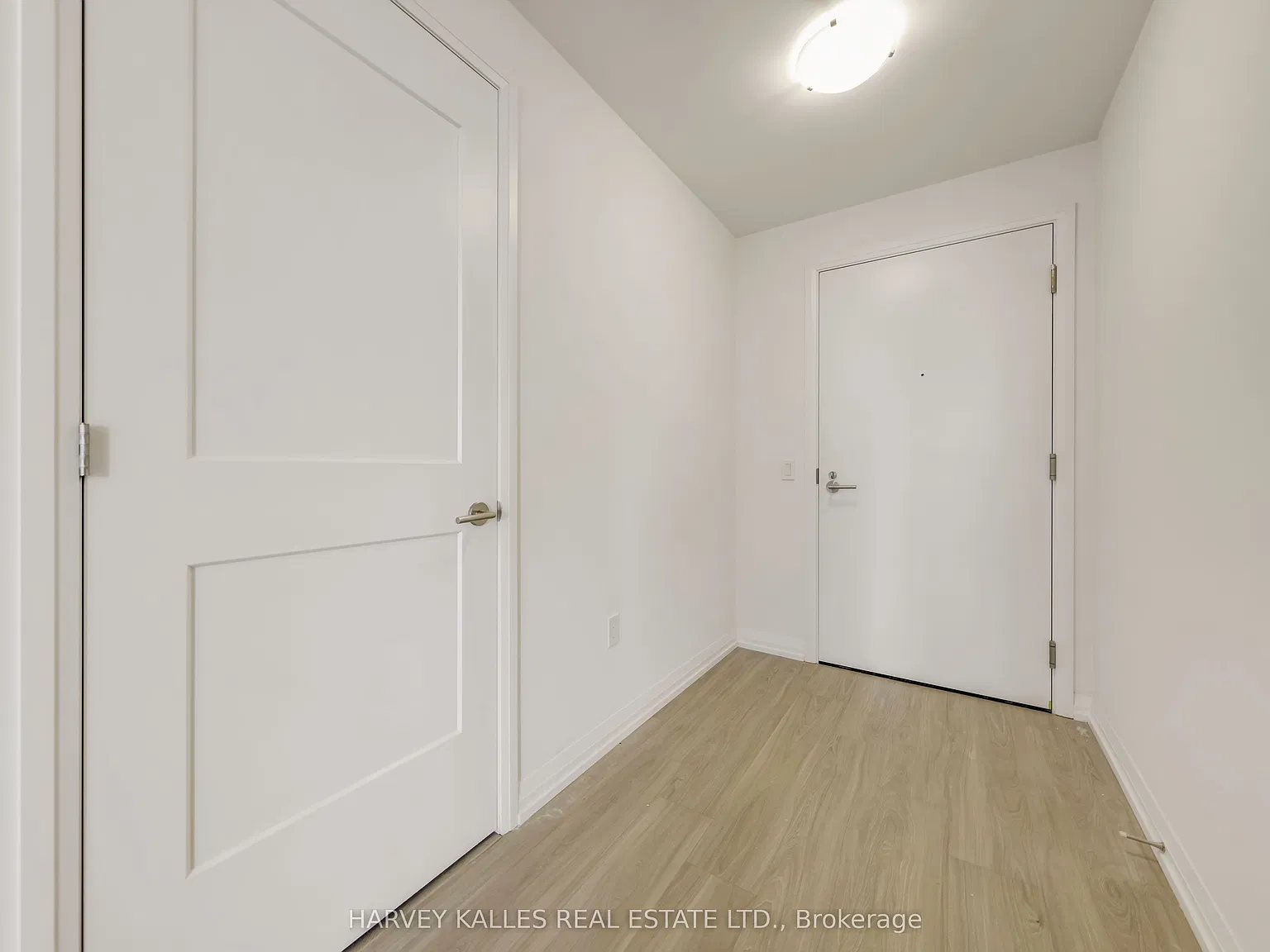 2 bed, $2,400 — Photo 4