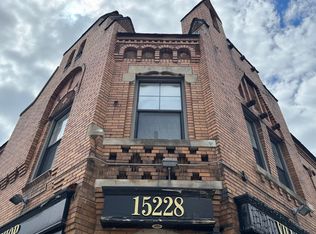 15224 E Jefferson Ave APT 206, Grosse Pointe Park, MI 48230