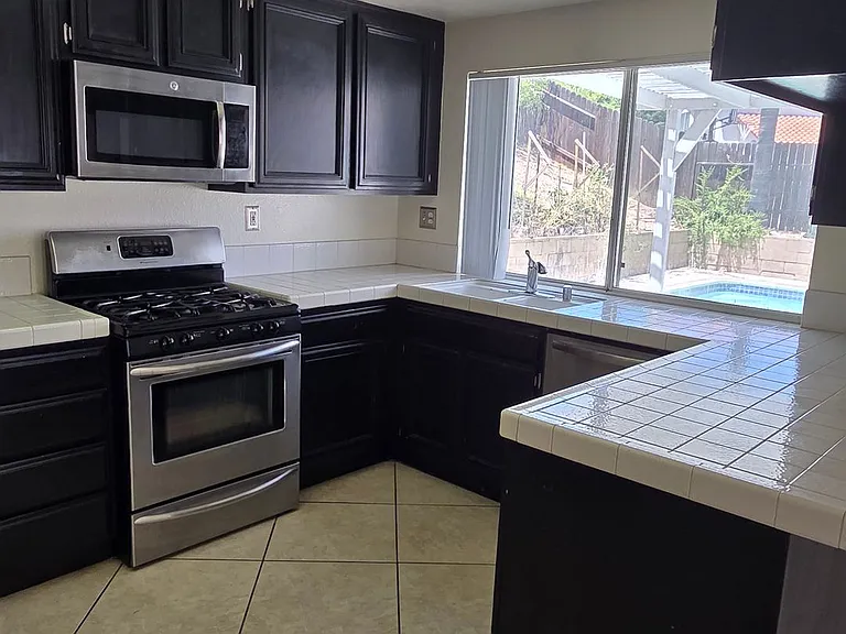 8577 Rosemary Dr — Photo 5