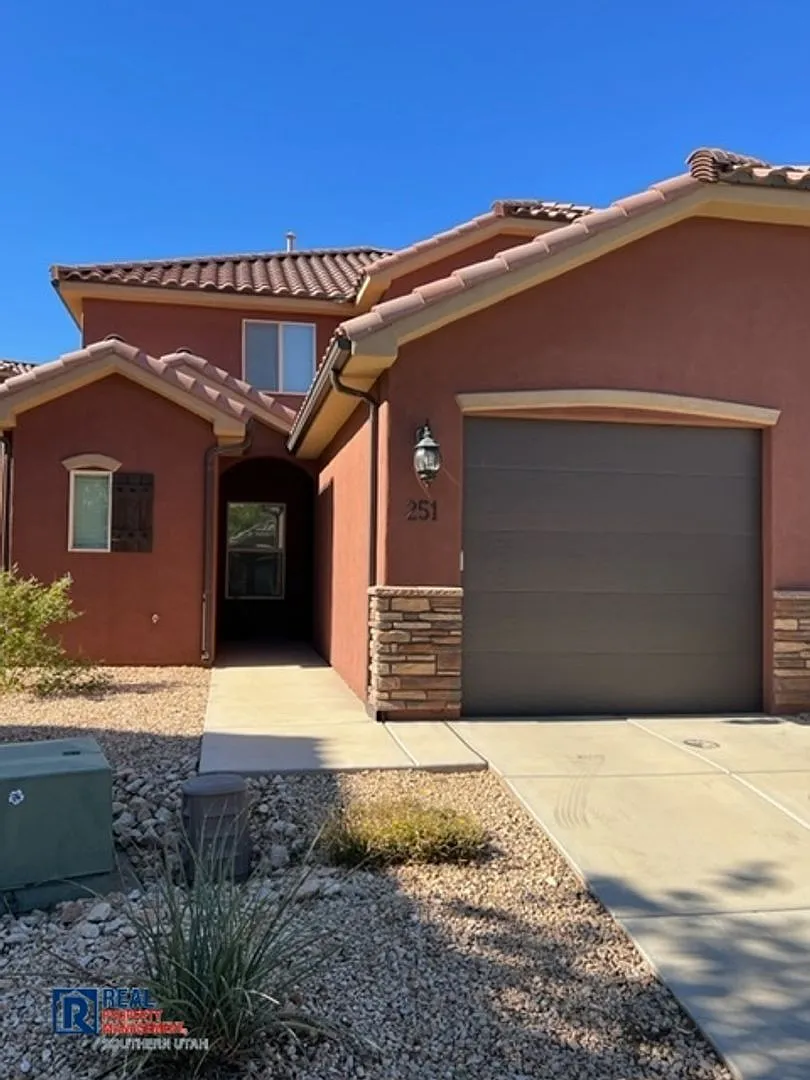 Building Photo - 325 N Red Stone Rd #251