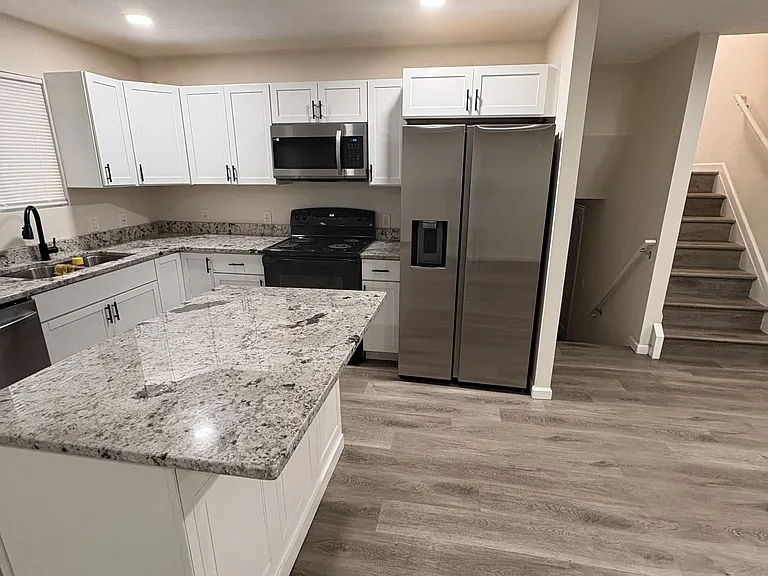1694 Newbrook Dr — Photo 11