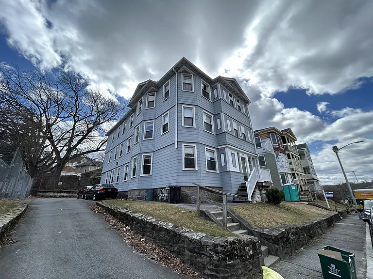 49 Beaver St #2 — Photo 11
