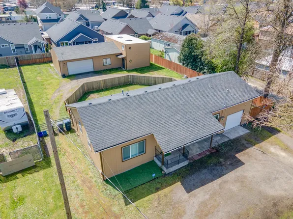 4610 Royal Ave, Eugene, OR 97402