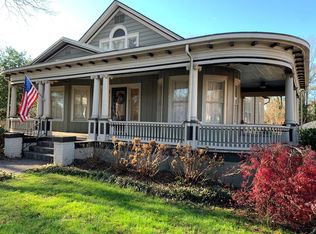 422 S Limestone St, Gaffney, SC 29340