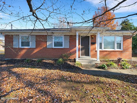 2nd image of 8307 Pandorea Dr