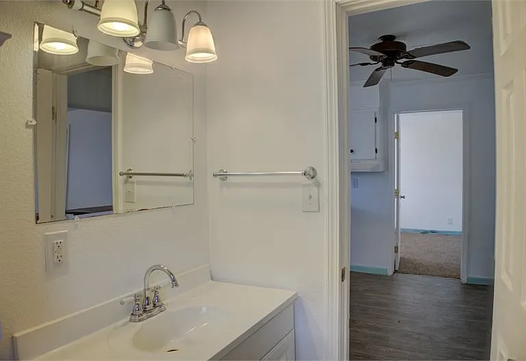 4214 S 24th West Tulsa Ave — Photo 4