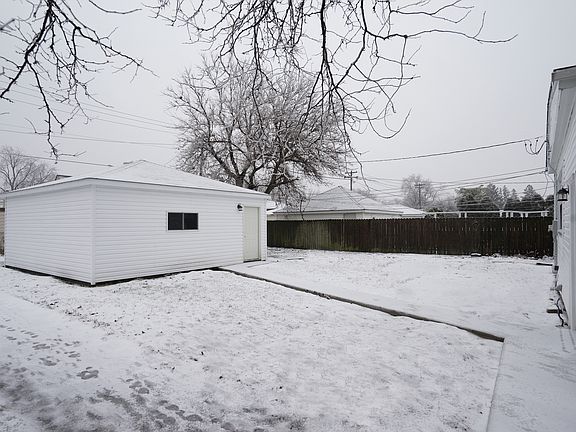 2nd image of 3445 Elder Ln