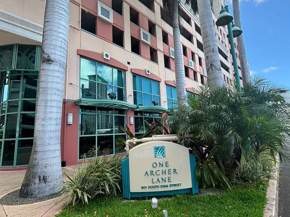 801 King St APT 2507, Honolulu, HI 96813