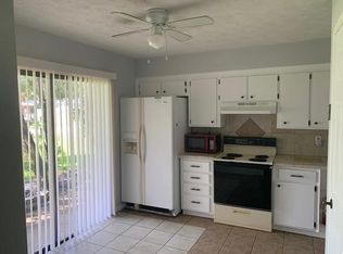 318 Arricola St, Pierson, FL 32180