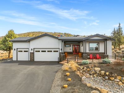 1203 Highland View Loop, Redmond, OR, 97756