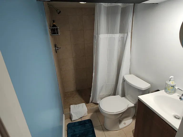 3353 Baker St NE — Photo 6