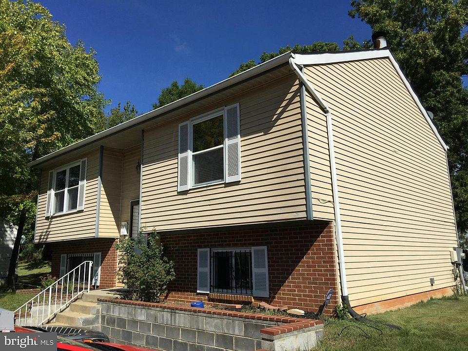1st image of 6920 Vallery St