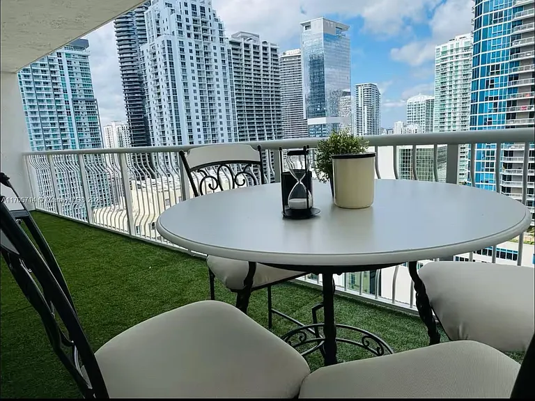 1200 Brickell Bay Dr #3220 — Photo 30