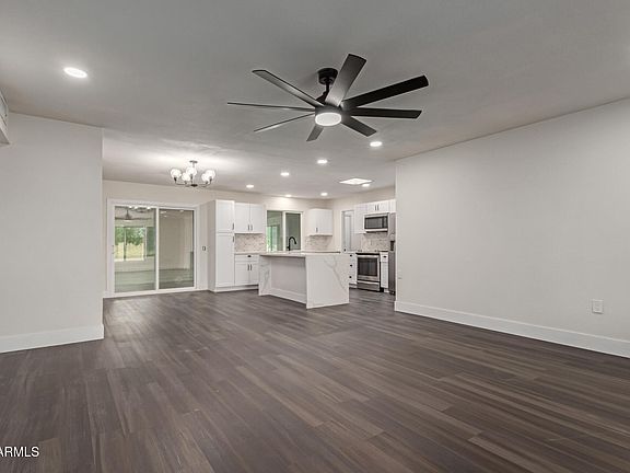 5th image of 15662 N LAKEFOREST Drive