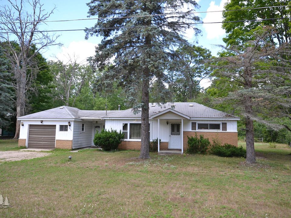 1st image of 3890 Dorothy St