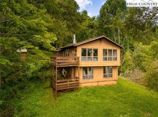 2811 Georges Gap Rd, Vilas, NC 28692