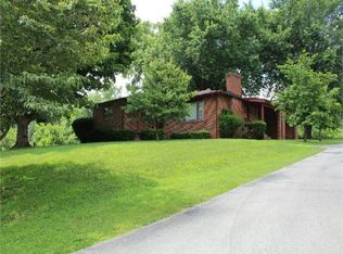 5049 Rocky Point Rd, Cookeville, TN 38506