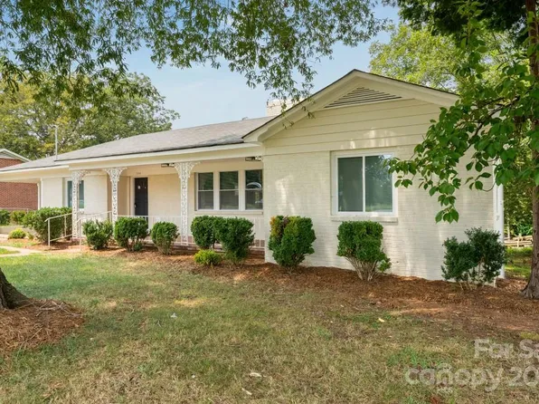 703 E 1st St, Cherryville, NC 28021