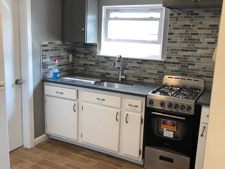 1st image of 104 Alta Ave Floor Basement