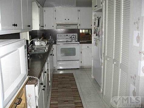 2nd image of 5859 Areca Palm Ct #B-62