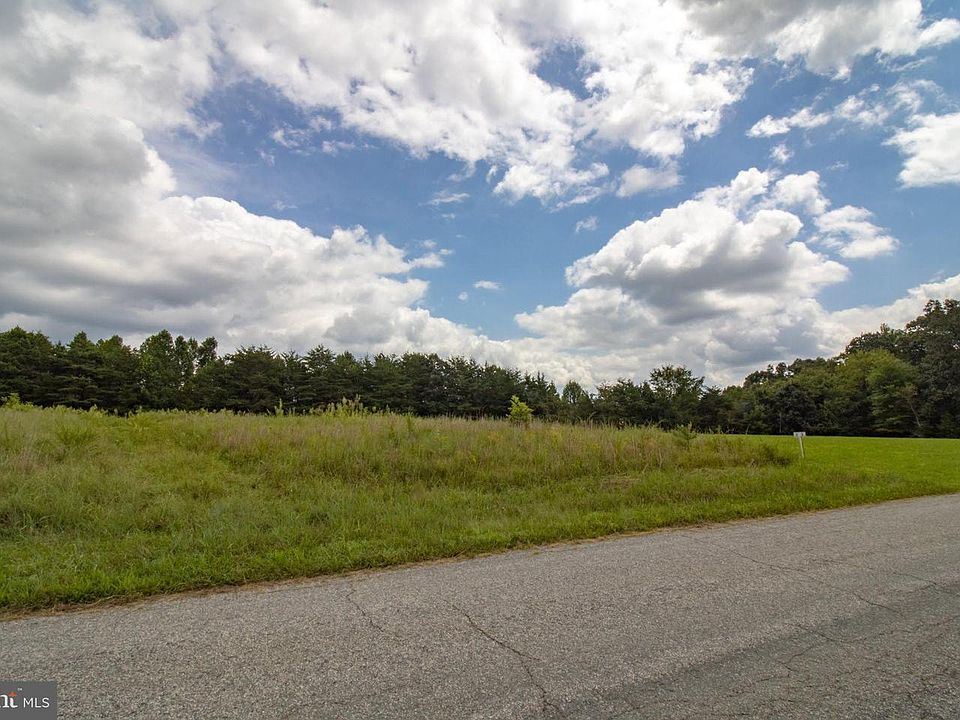 1st image of Reeves Mill Rd #1