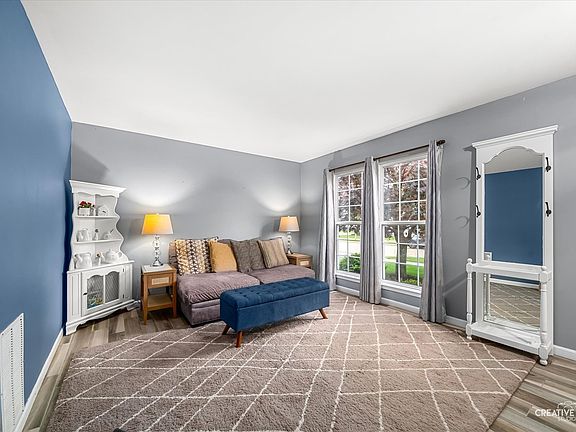 5th image of 2712 Jenna Cir