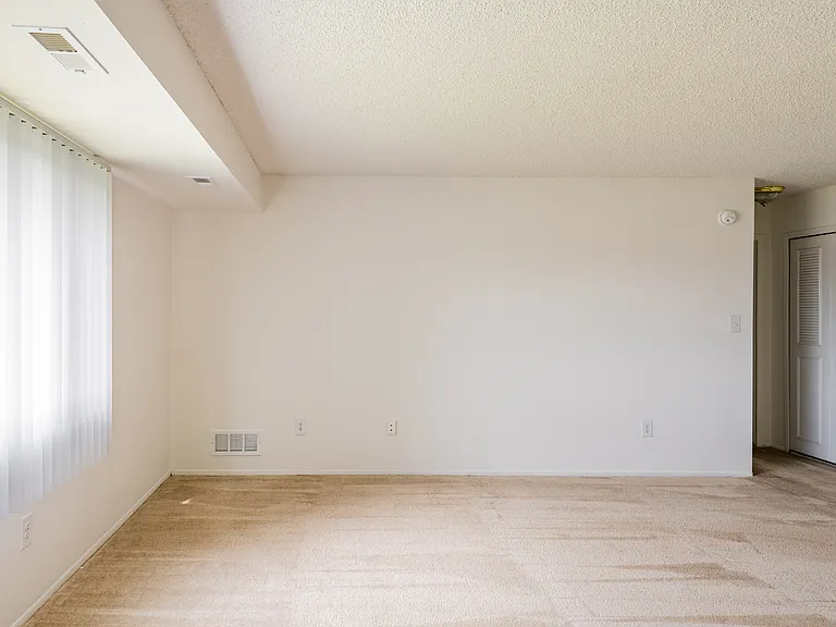 Riverside Village Apartments — Photo 59