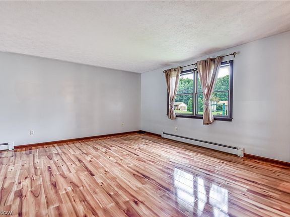 3rd image of 6487 Shaffer Rd NW