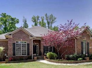 144 Redcliffe Dr NW, Huntsville, AL 35806