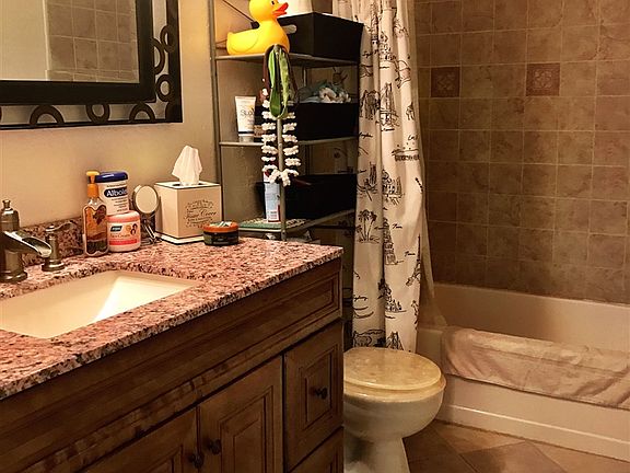 5th image of 4127 Tiberon Dr