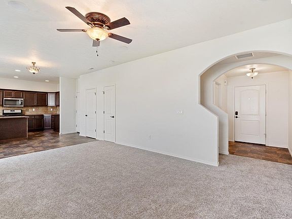 4th image of 5813 Ramus Ln