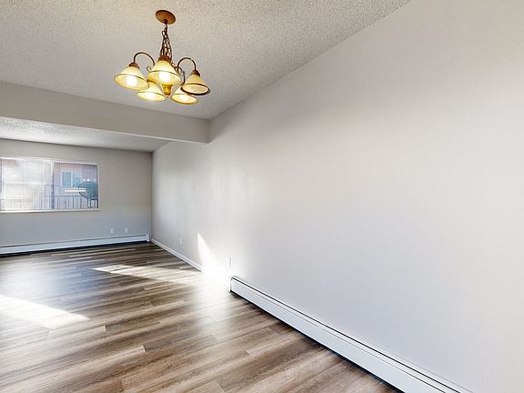 4th image of 807 37th Ave #A3