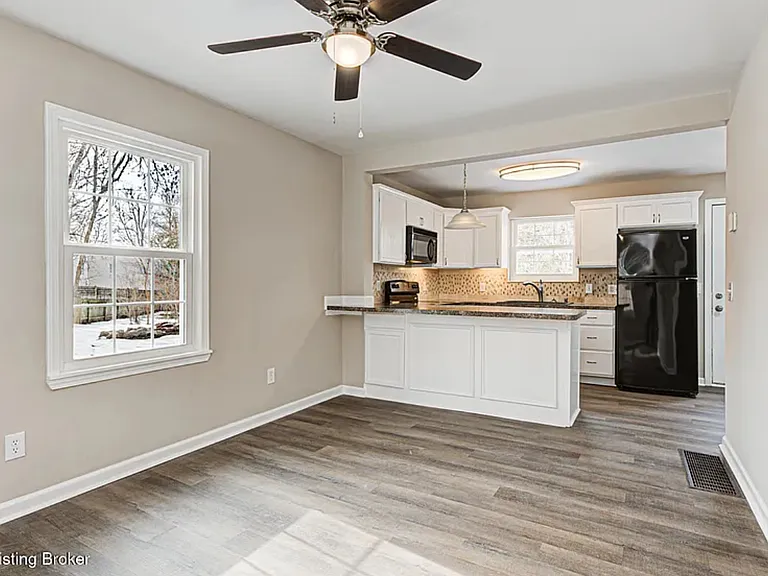 3706 Willow Ave — Photo 10