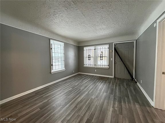 5th image of 2506 E 111th St