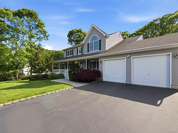 5th image of 77 N Woods Road